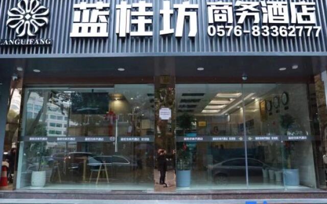 Languifang Business Hotel