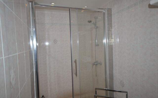 Good Value three- bedroom apartment