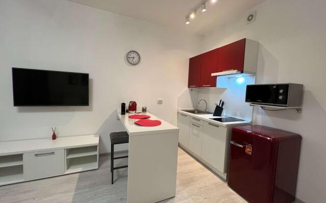 Apartments on Peat road 17k6