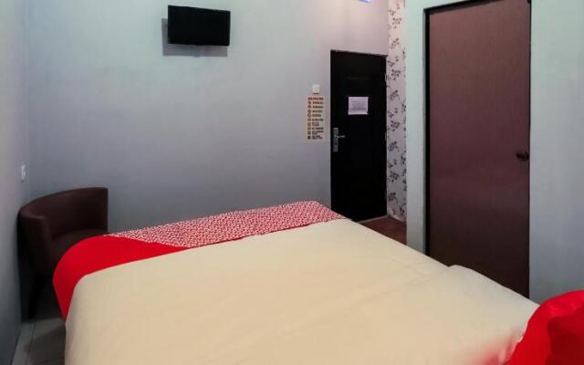 OYO 3375 Sumatera Agustinekost Syariah