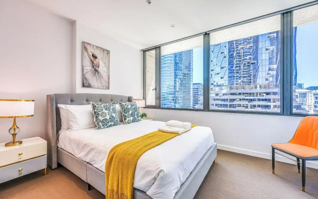 StayAU Leisure 2BR Modern CBD Apt