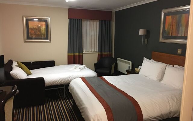 Weathervane Hotel by Greene King Inns