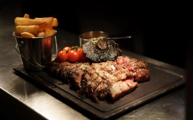 The Lazy Cow - Salisbury