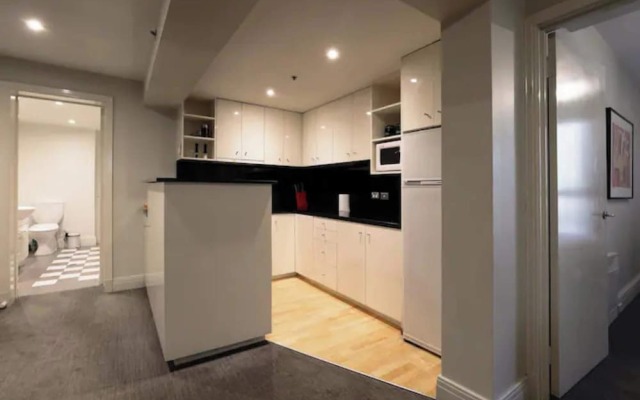 Hotel 1-bed Apartment in Beautiful South Yarra