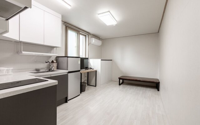 Gongju Ein Haus 2