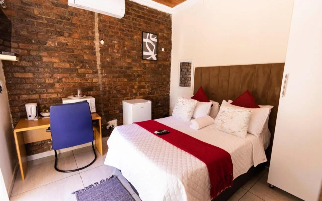 Mandulia Guest House