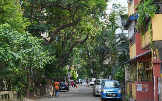 Casa Bala, Kolkata - Furnished 1 Bhk Apartment Near Gariahat, South Kolkata