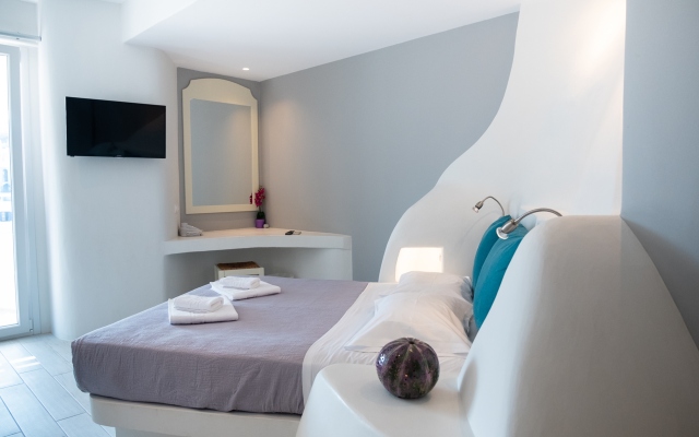 Aloni Hotel