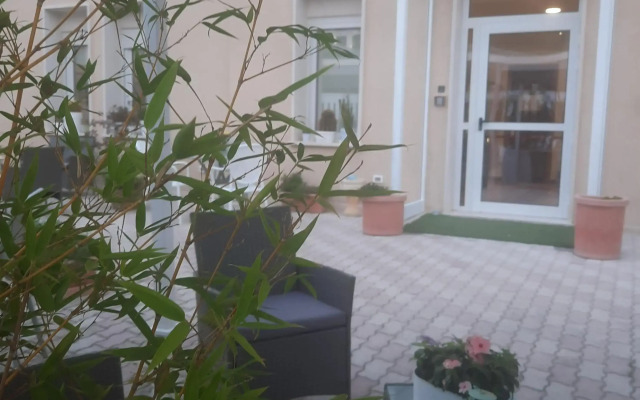 Hotel Porta Rivera