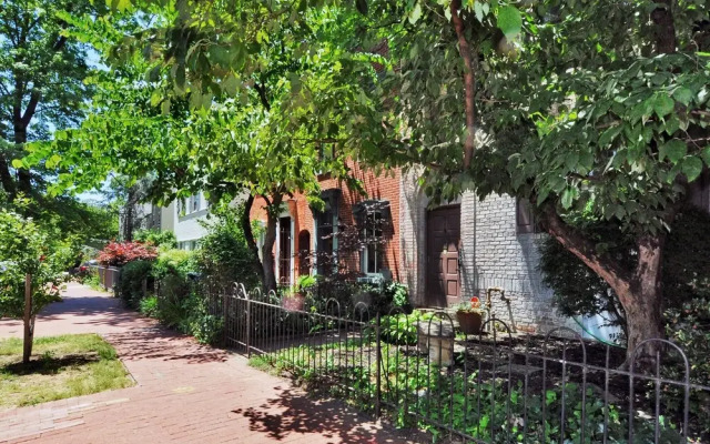 CH4 & CH8 - CapitolHill Fully Furnished Spacious 1BR