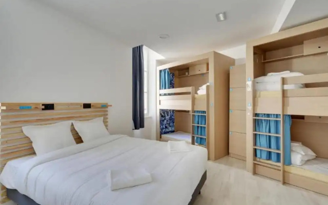 The People - Marseille - Hostel