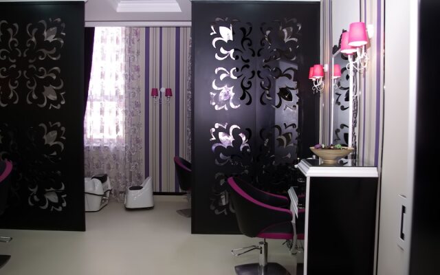 Multi Rest House