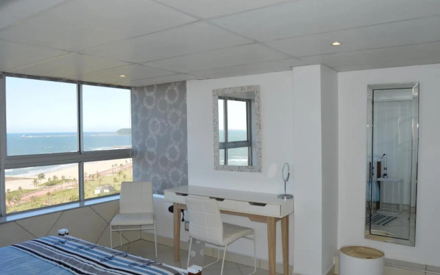 Accommodation Front - Classy 4 Sleeper with Ocean Views