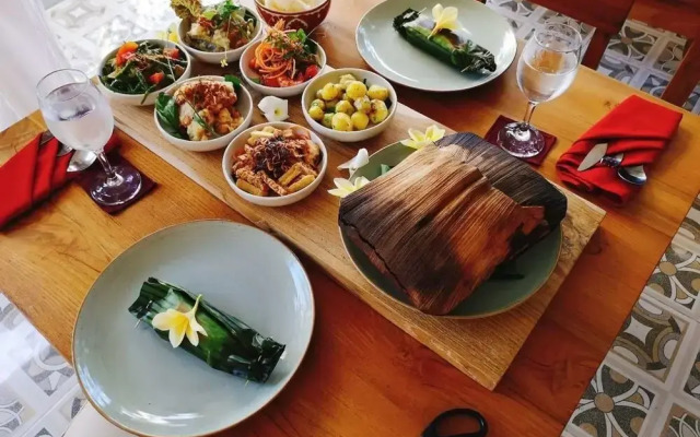 Metteyya Healing House