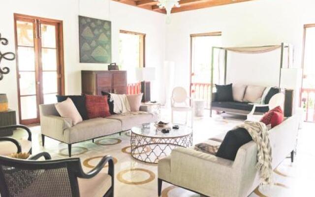 Indian Summer House
