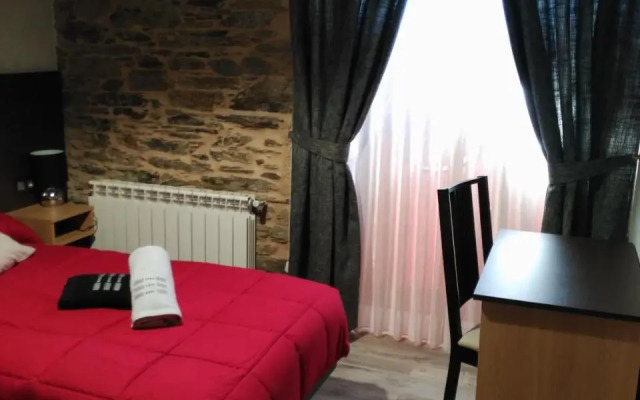 Albergue Porta Santa