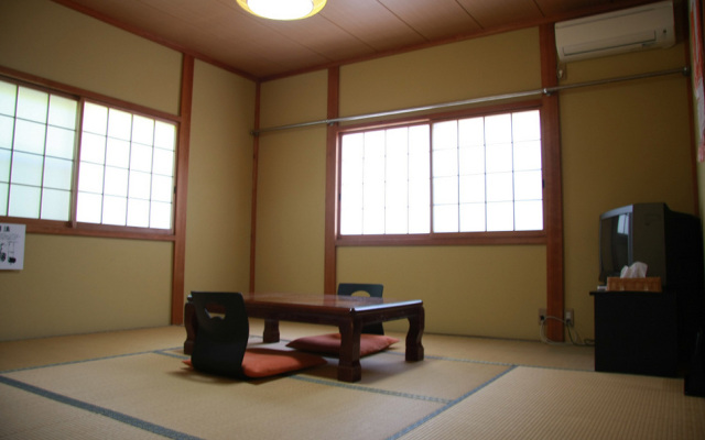 Yuhigaura Onsen Natural Springs Akanemi Ryokan