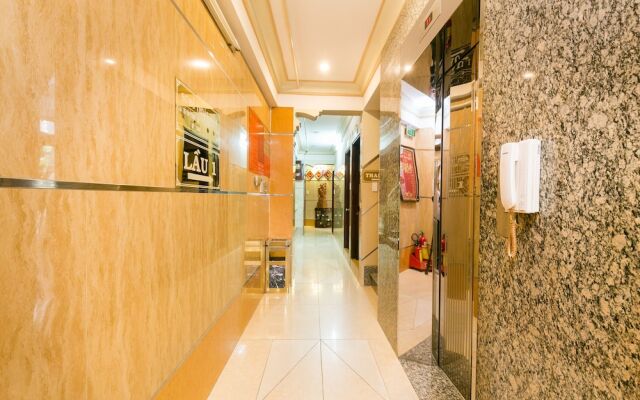 Tan Dat Hoa Hotel by OYO Rooms