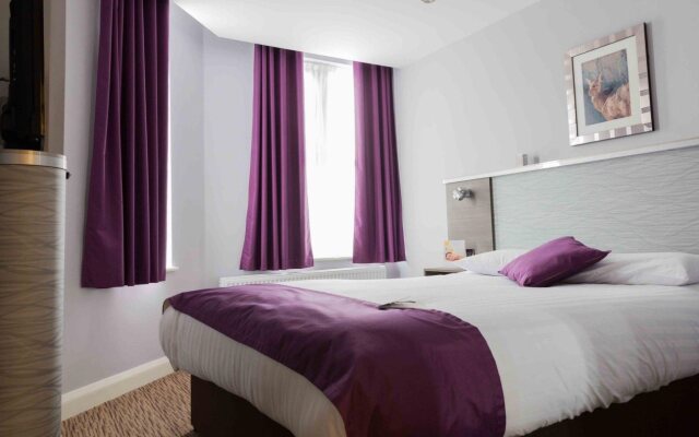 Surya Hogs Back Hotel and Spa