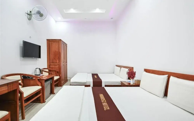 Paradise Hotel