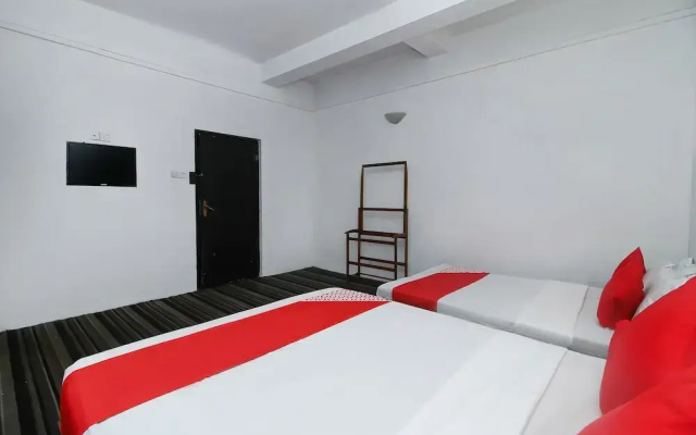 OYO 523 Royal Hotel