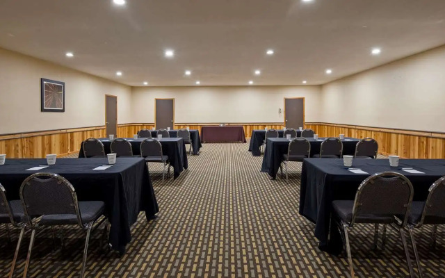 Best Western Pine Springs Inn