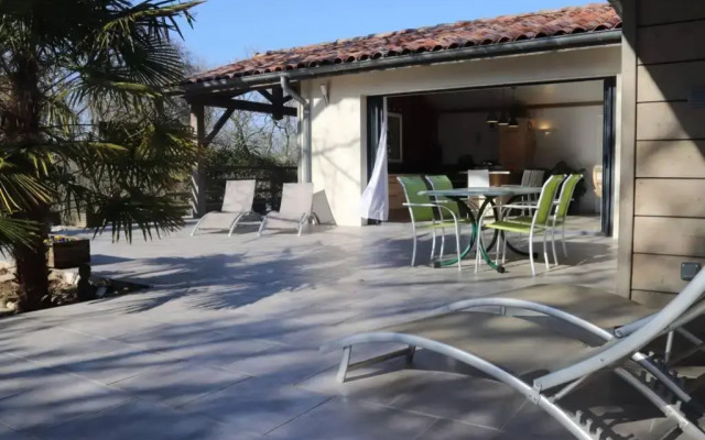 Les Oliviers gîte grand confort au calme