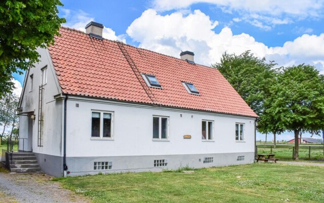 Nice Home in Tomelilla With 5 Bedrooms and Wifi