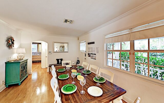 Tropical Oasis - 3 Br Home