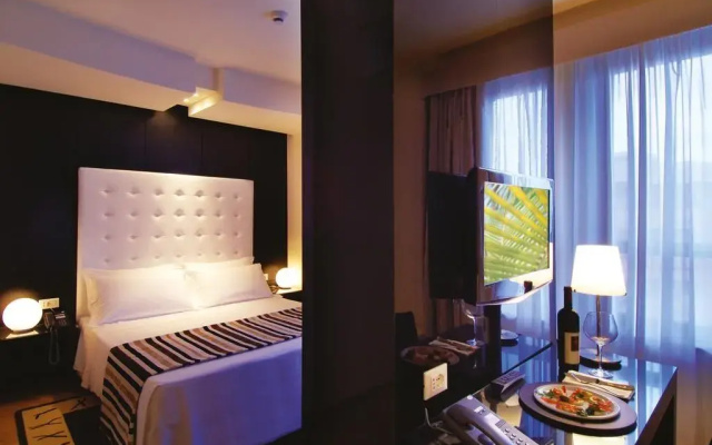 Sardegna Hotel, Suites & Restaurant