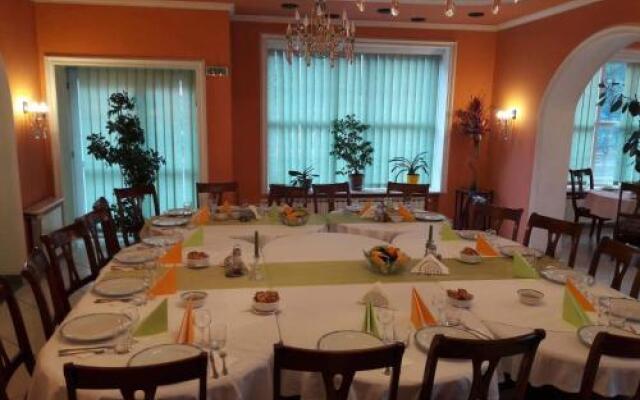 Pensiunea Curtea Bavareza