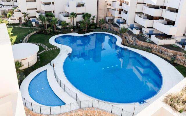 Luxury Beach Front Penthouse with own pool.BP9