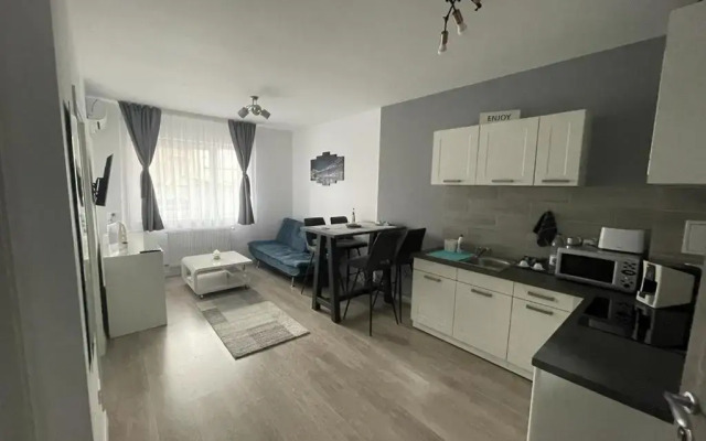 Phoenix Luxury Apartment