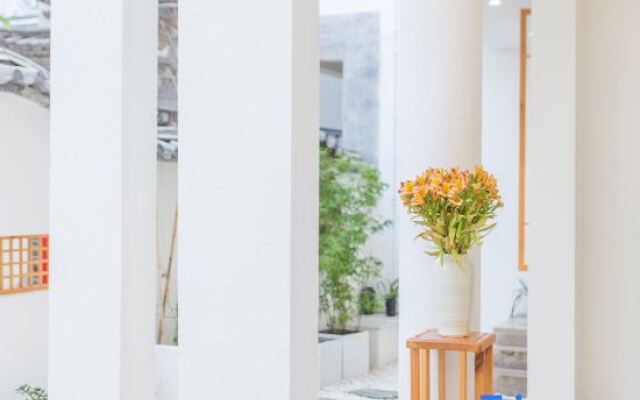 Yiyun Art Hostel