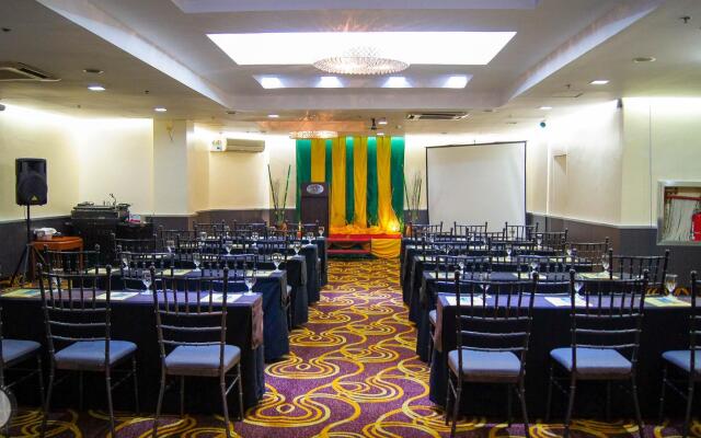 Greenhills Elan Hotel
