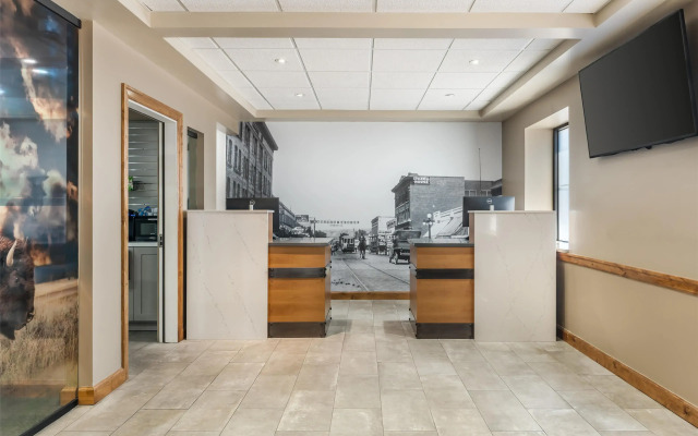 Best Western Plus Clocktower Inn