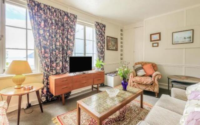 Flat 8