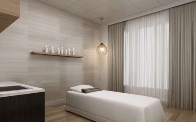 The Chattanoogan Hotel, Curio Collection by Hilton