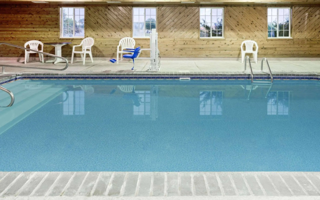 Sleep Inn & Suites Verona - Madison Southwest