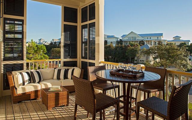 Cosmopolitan Beach Loft by Exclusive 30A
