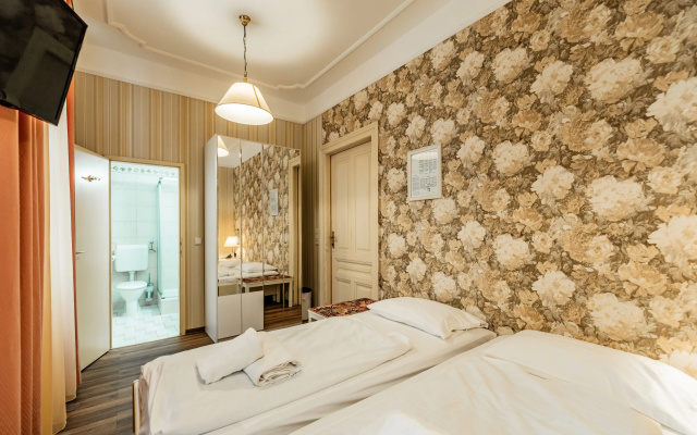 Hotel Pension Baronesse