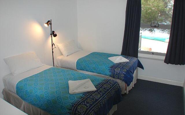 Sunset Waters Holiday Villas
