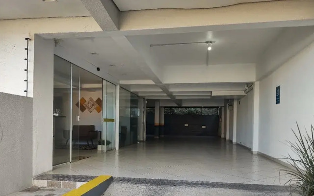 Flat Central Zer047