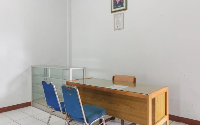 KoolKost Syariah near Ayani Mega Mall Pontianak