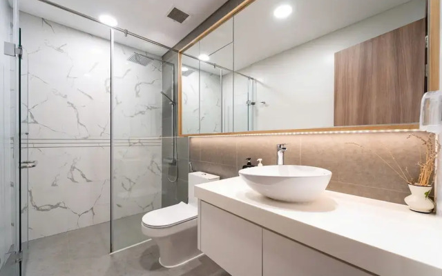 Sunwah Pearl Suites