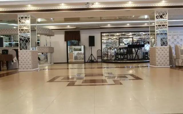 DIAMOND Hotel