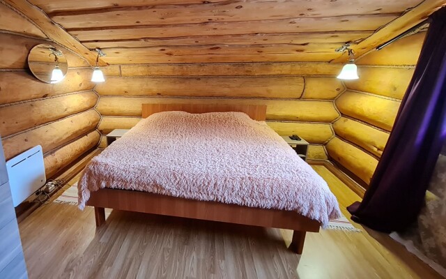 Усадьба Славная