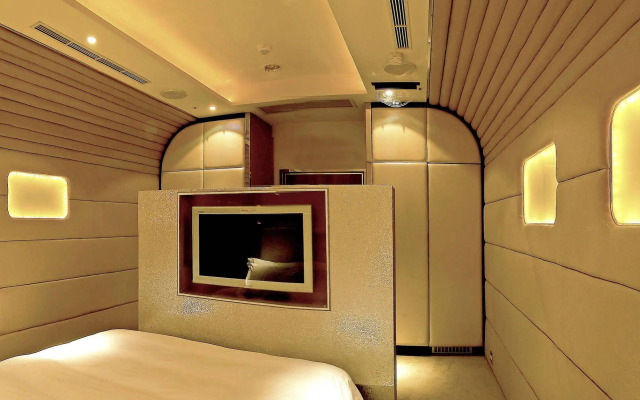 All-Ur Boutique Motel KaoHsiung Branch