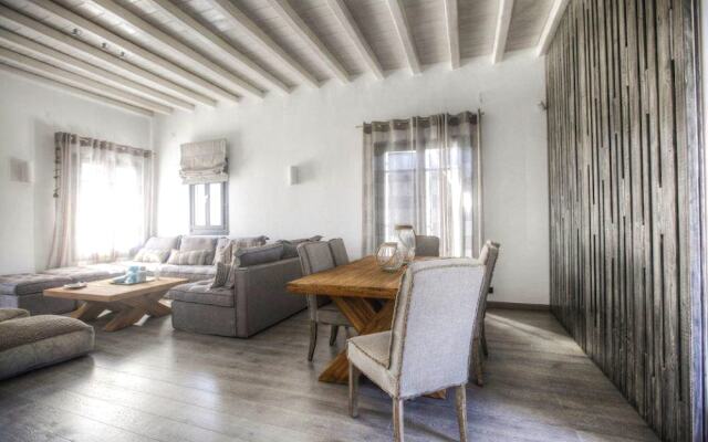 Villa Authentia