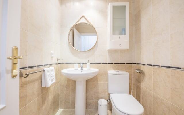 Luxury City Apartment